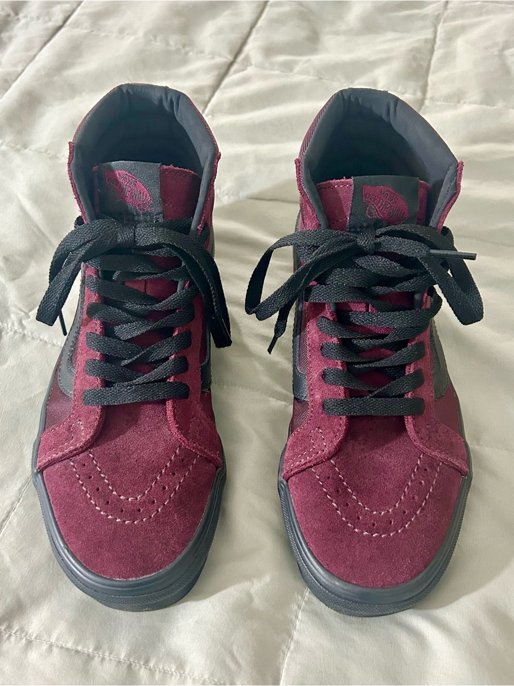 Vans Sk8-Hi Reissue Burgundy High Top, Lace-up Sneakers, Women’s 7, Men’s 5.5